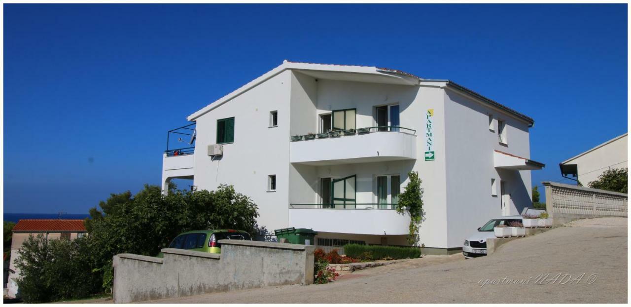 Apartmani Nada Примоштен Екстер'єр фото